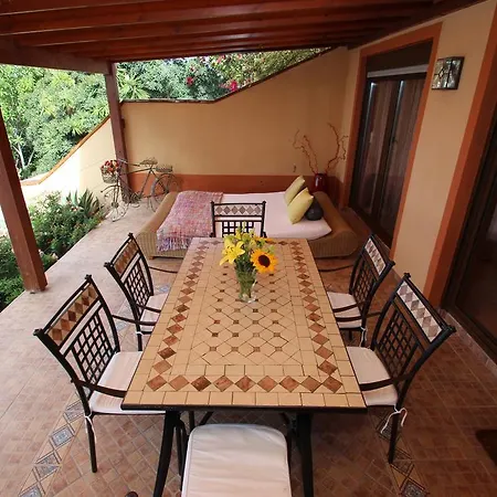 Apartment Casa Alhambra Sanjuan Batista Guia de Isora (Tenerife)